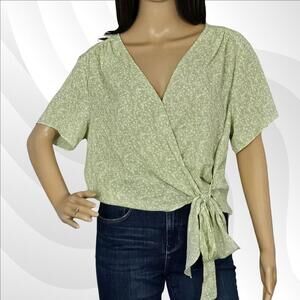 2/$30 NWOT Lush Sage Green Floral Faux Wrap Blouse Size L